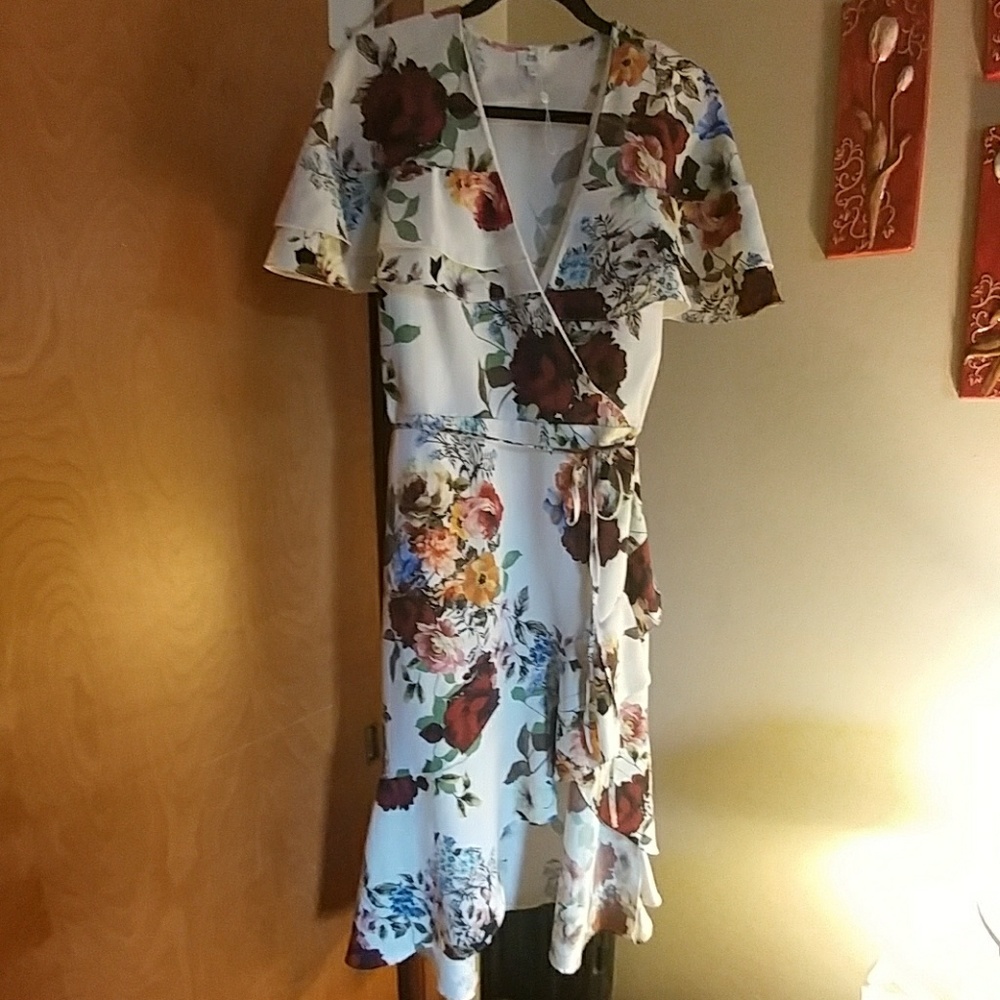 Women's faux wrap dress